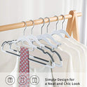 FSUTEG - Perchas de plástico para ropa, 50 unidades, resistentes, para ahorrar espacio, antideslizantes, color gris