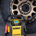 DEWALT DXAEJ14 - Arrancador Digital portátil para estación de alimentación: 1400 pico/700 amperios instantáneos, compresor de Aire Digital de 120 PSI, Puertos USB de 3.1 A, Abrazaderas de batería